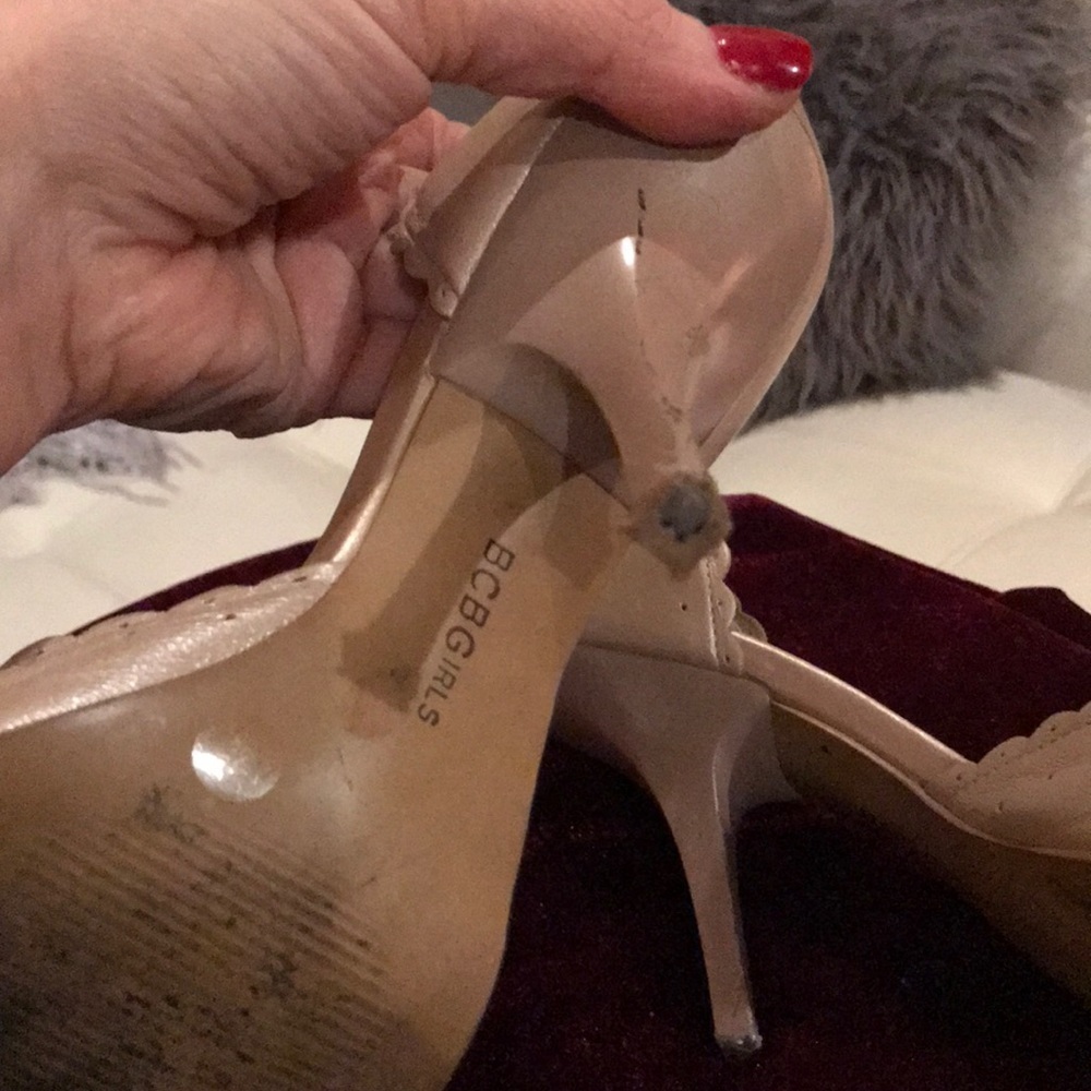 BCBGirls Soft Leather Heels - Picture 4 of 8